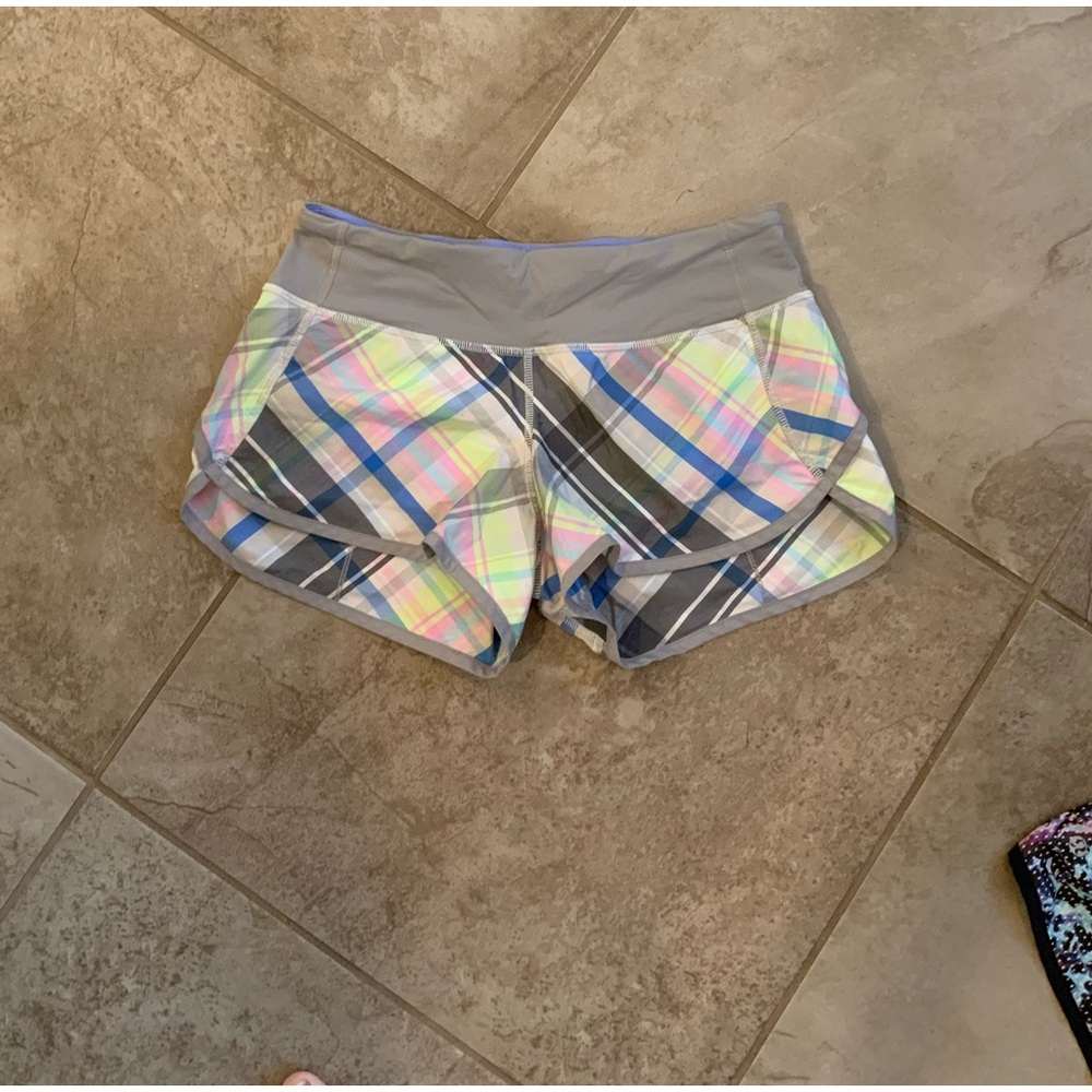 Lululemon speed up shorts 2.5 inch inseam